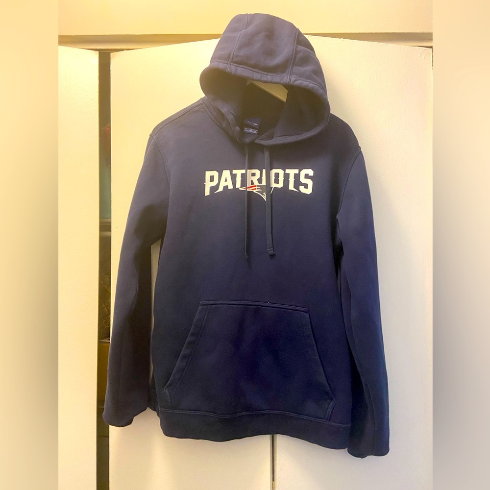 New England Patriots Hoodie Mens NFL Sweatshirt Blue Size M